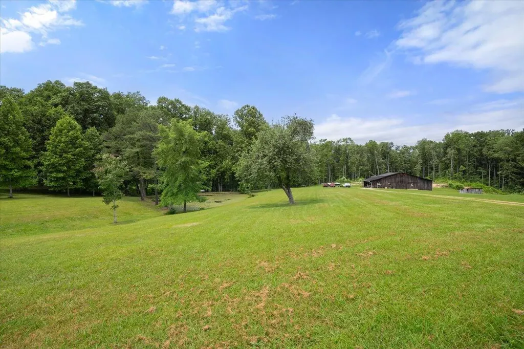 1798 Auger Springs Road Corbin KY 40701