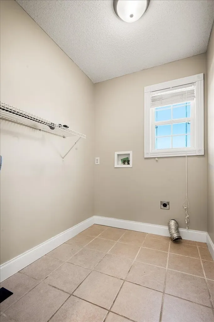 244 Cedar Point Drive London KY 40741