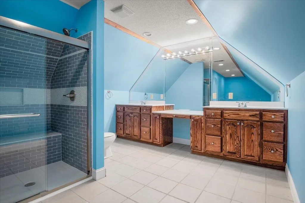 244 Cedar Point Drive London KY 40741