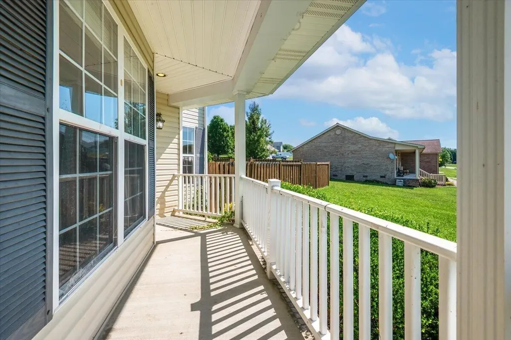 244 Cedar Point Drive London KY 40741