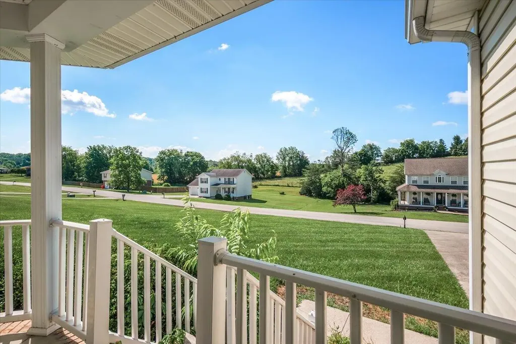 244 Cedar Point Drive London KY 40741