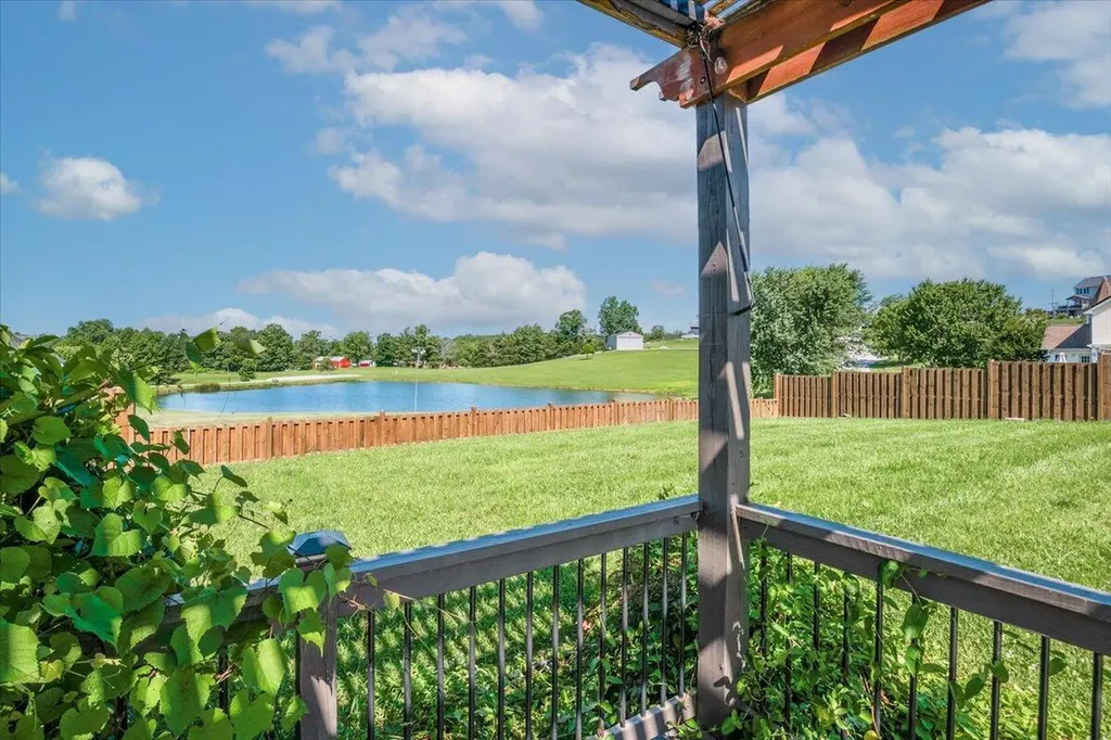 244 Cedar Point Drive London KY 40741