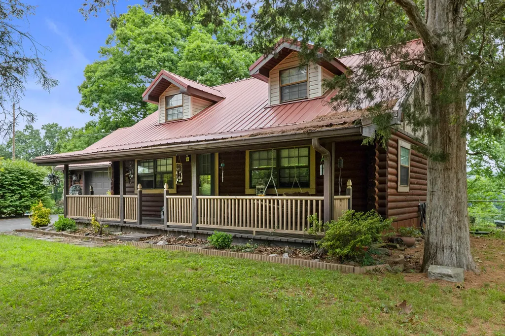 946 E Lakeshore Drive Burnside KY 42519