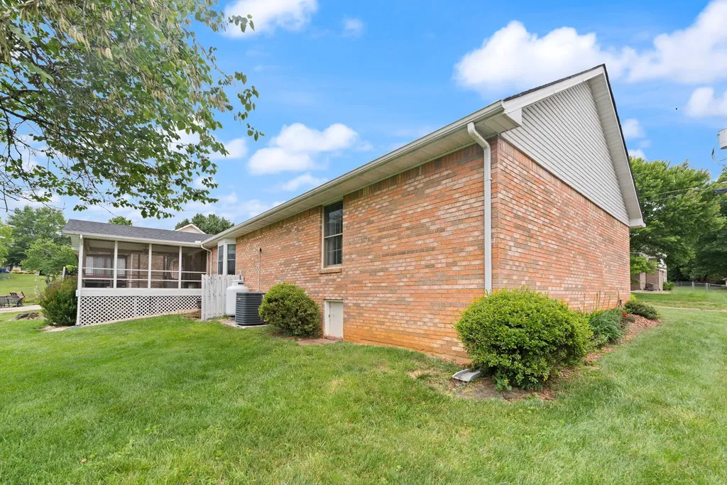 61 Ironwood Drive Somerset KY 42503