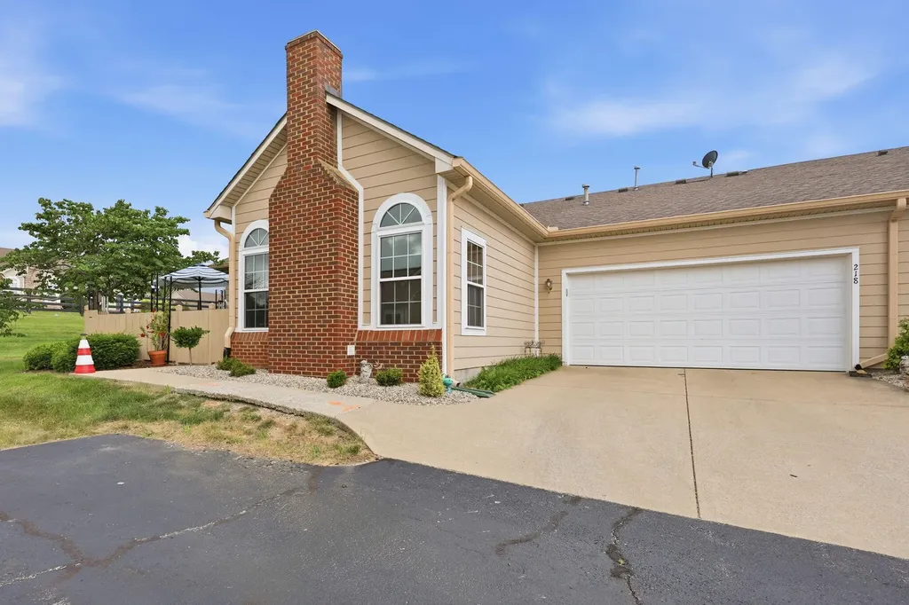 218 Churchill Crossing Nicholasville KY 40356
