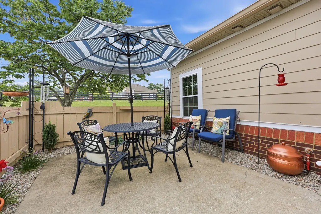 218 Churchill Crossing Nicholasville KY 40356