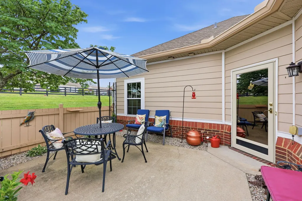 218 Churchill Crossing Nicholasville KY 40356