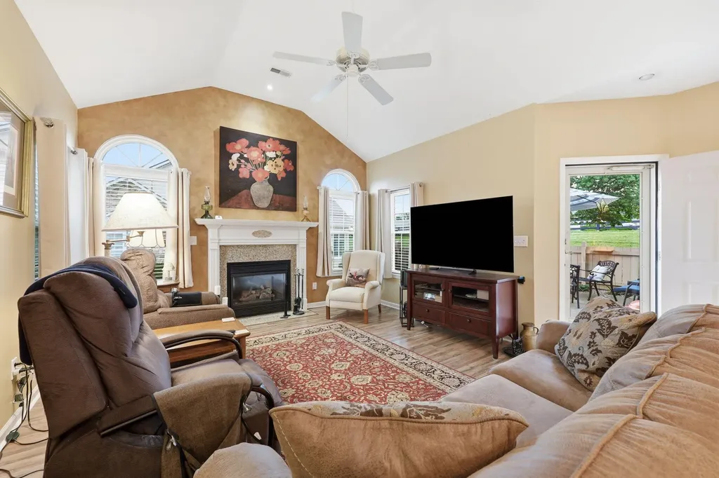 218 Churchill Crossing Nicholasville KY 40356