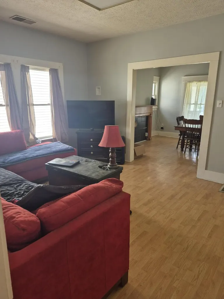 154 Devonia Avenue Lexington KY 40505