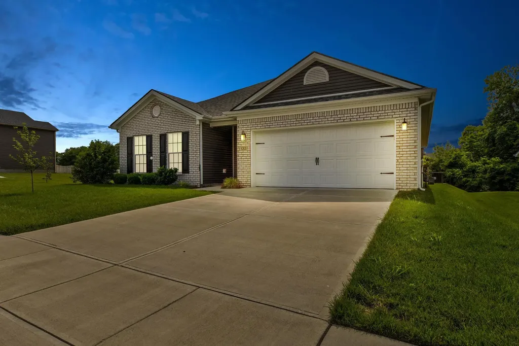 132 Kirkstall Way Georgetown KY 40324
