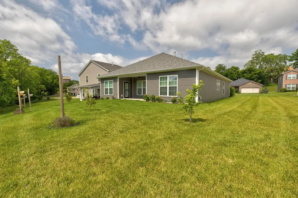 132 Kirkstall Way Georgetown KY 40324
