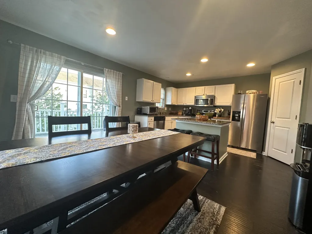 2616 Calgary Lexington KY 40509