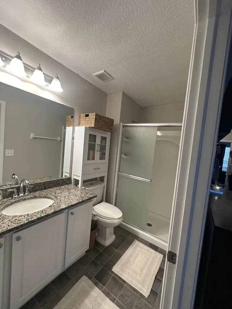 2616 Calgary Lexington KY 40509