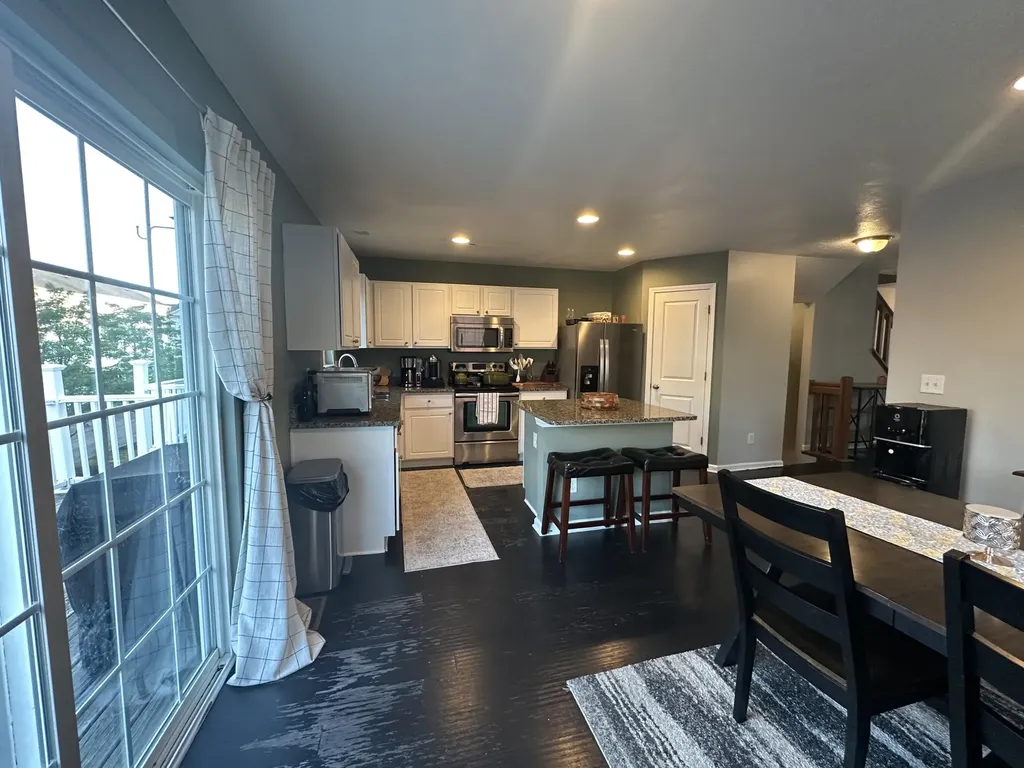 2616 Calgary Lexington KY 40509