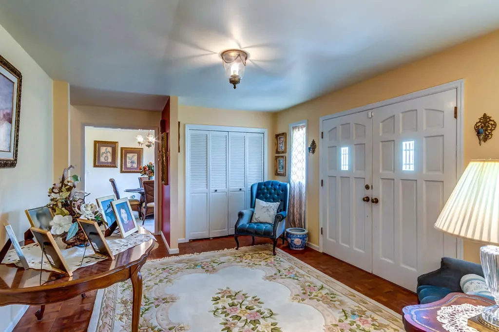 65 Proctor Place Renfro Valley KY 40473