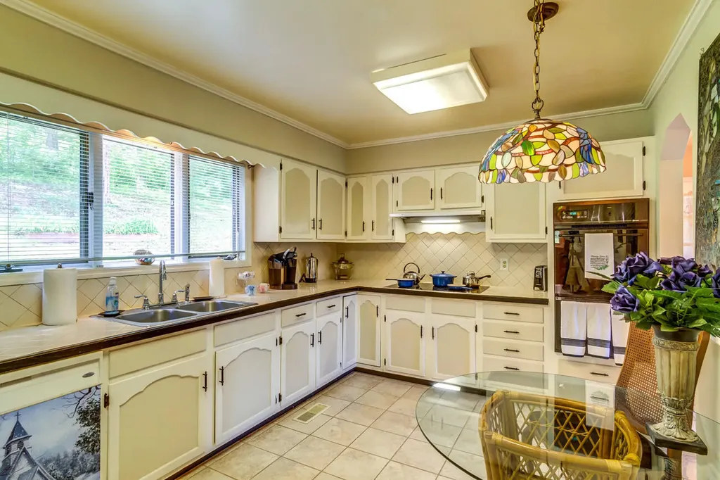 65 Proctor Place Renfro Valley KY 40473