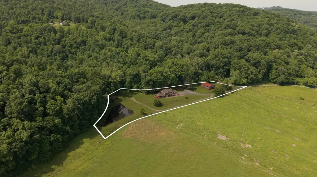 65 Proctor Place Renfro Valley KY 40473