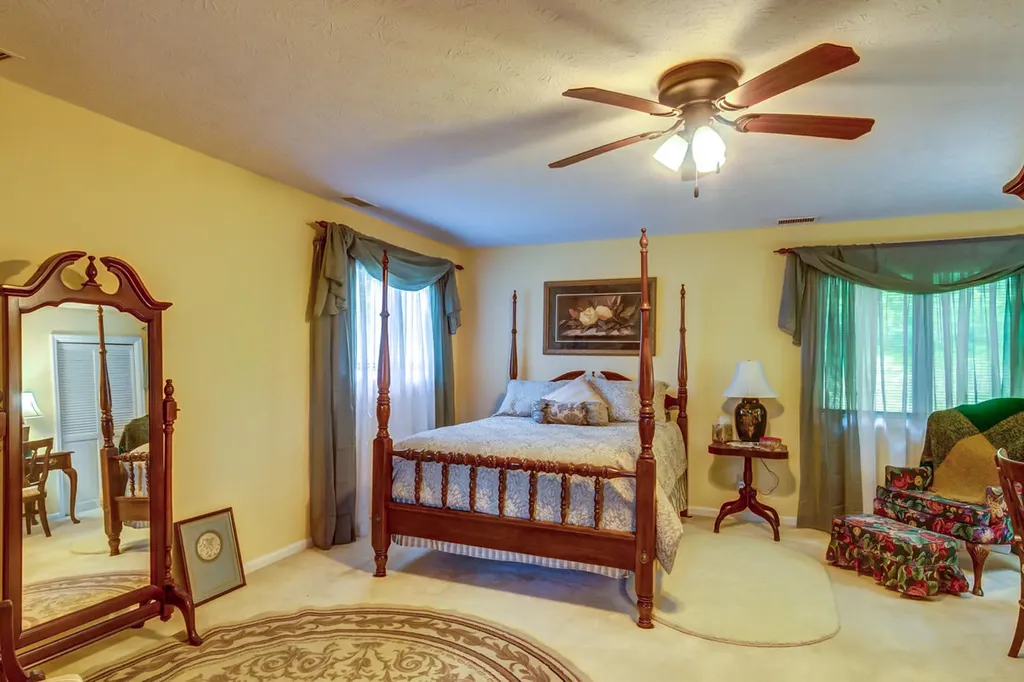 65 Proctor Place Renfro Valley KY 40473
