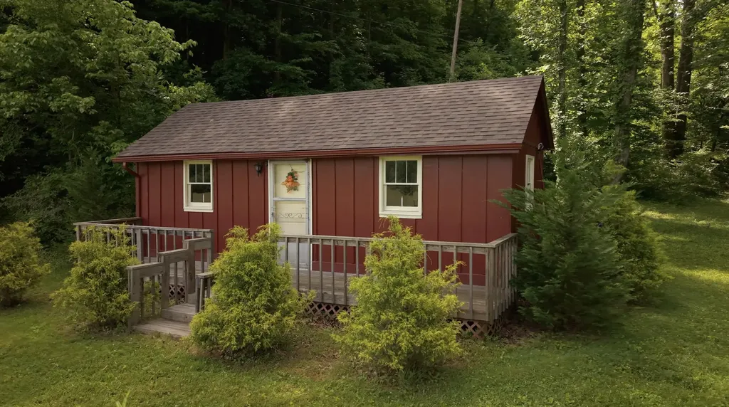 65 Proctor Place Renfro Valley KY 40473