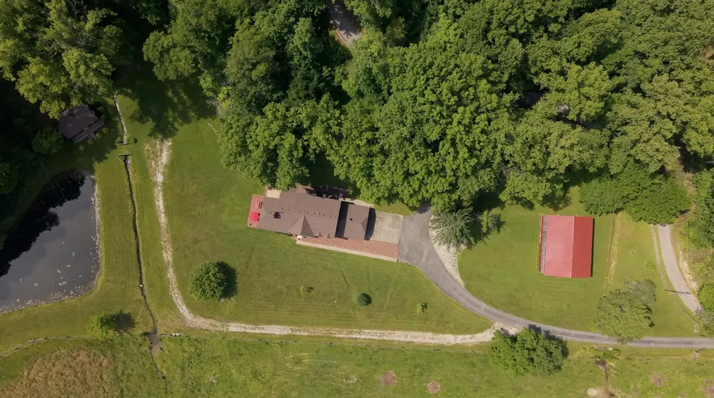 65 Proctor Place Renfro Valley KY 40473