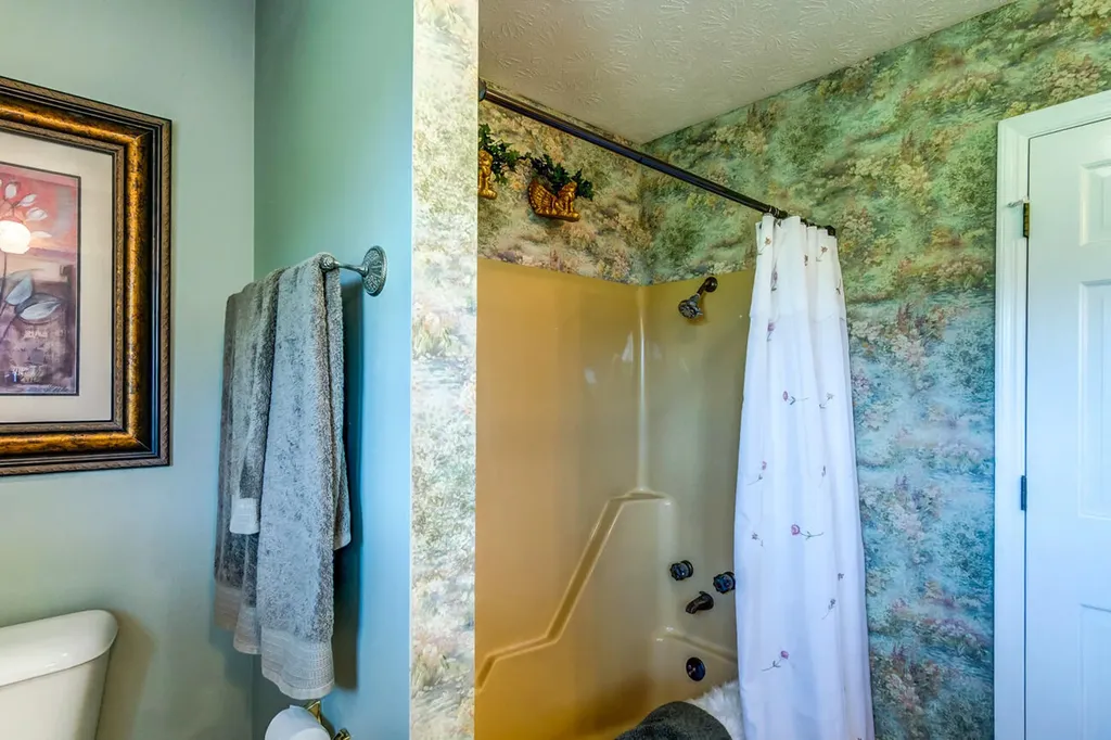 65 Proctor Place Renfro Valley KY 40473