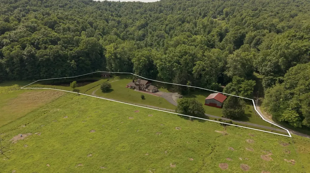 65 Proctor Place Renfro Valley KY 40473