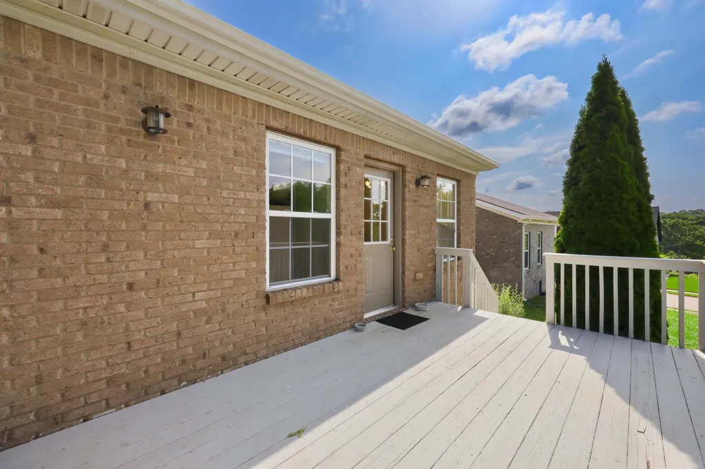 103 Wild Cherry Way Frankfort KY 40601