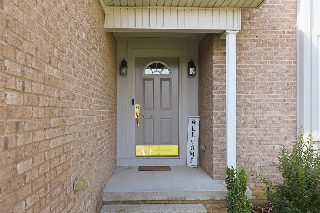 103 Wild Cherry Way Frankfort KY 40601