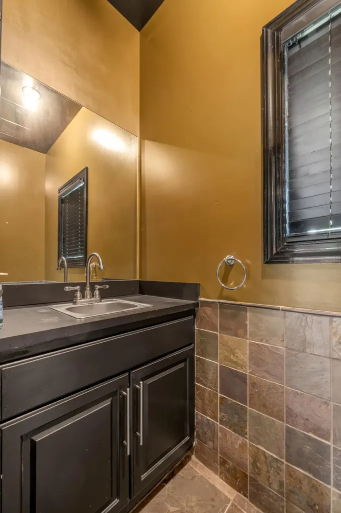 601 Delong Road Lexington KY 40515