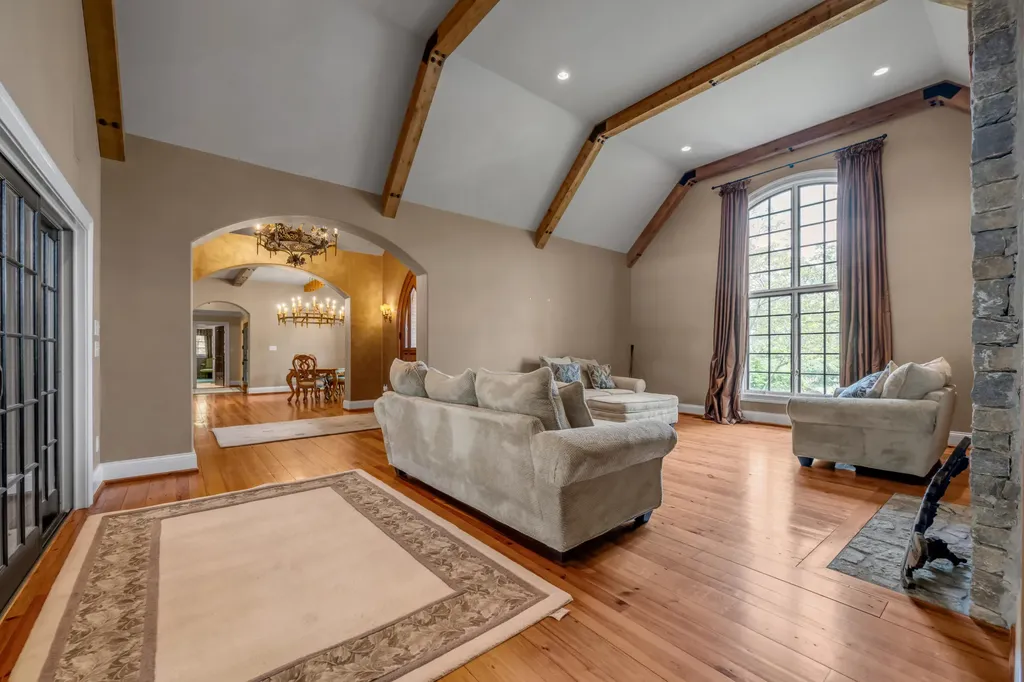 601 Delong Road Lexington KY 40515