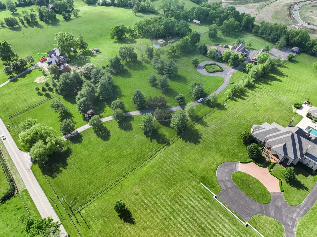 601 Delong Road Lexington KY 40515