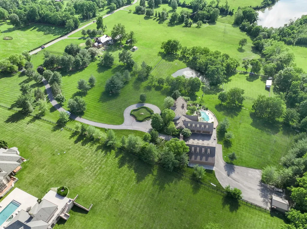 601 Delong Road Lexington KY 40515