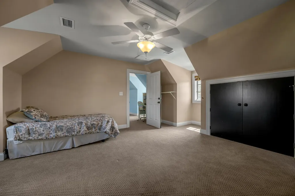 601 Delong Road Lexington KY 40515