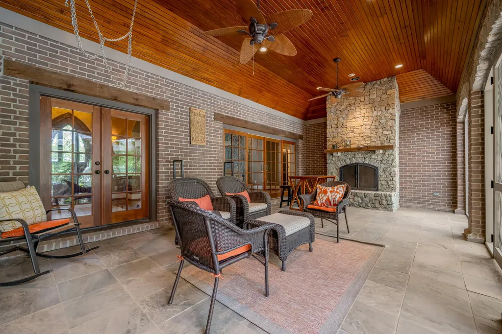 601 Delong Road Lexington KY 40515