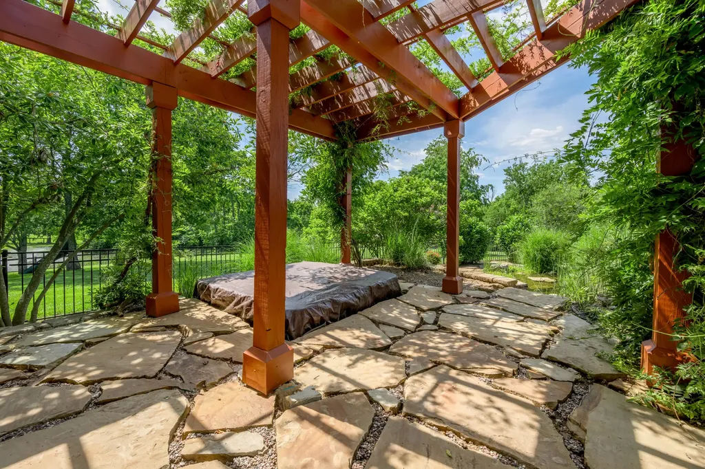601 Delong Road Lexington KY 40515