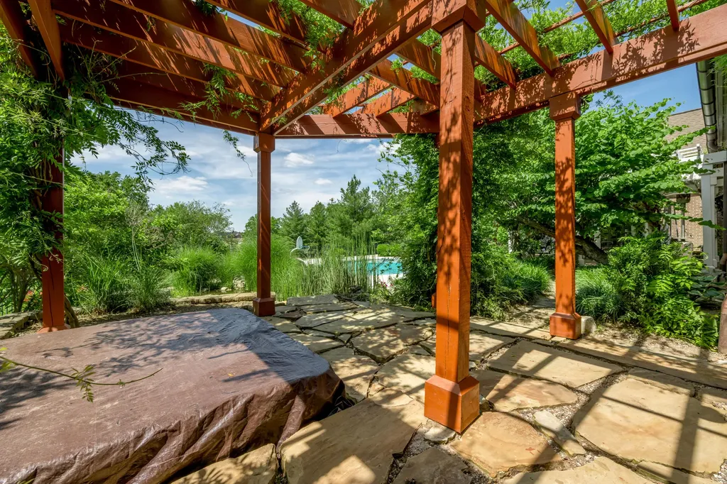 601 Delong Road Lexington KY 40515