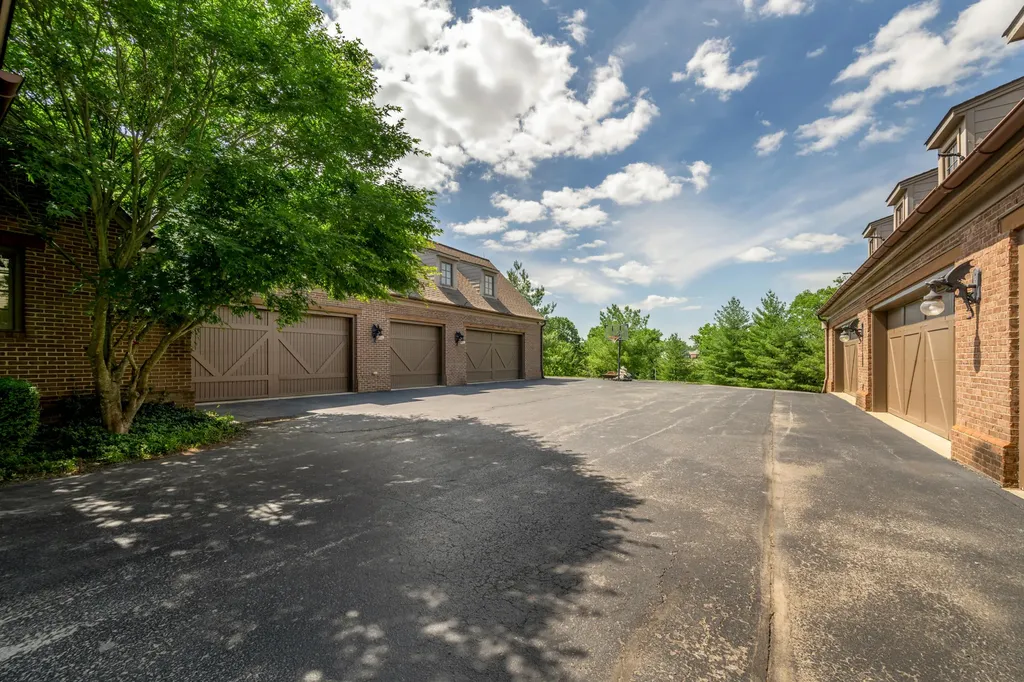601 Delong Road Lexington KY 40515