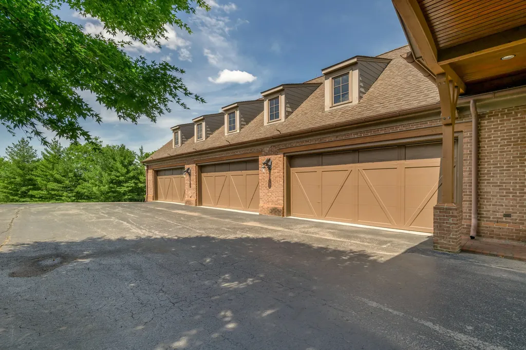 601 Delong Road Lexington KY 40515