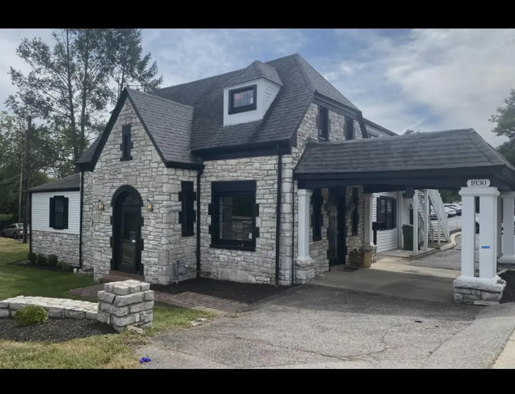 1830 Versailles Road Lexington KY 40504