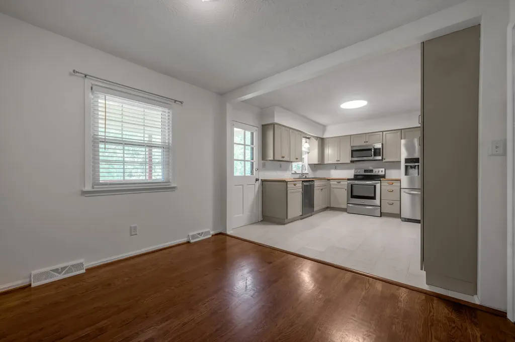 568 Merrimac Drive Lexington KY 40503