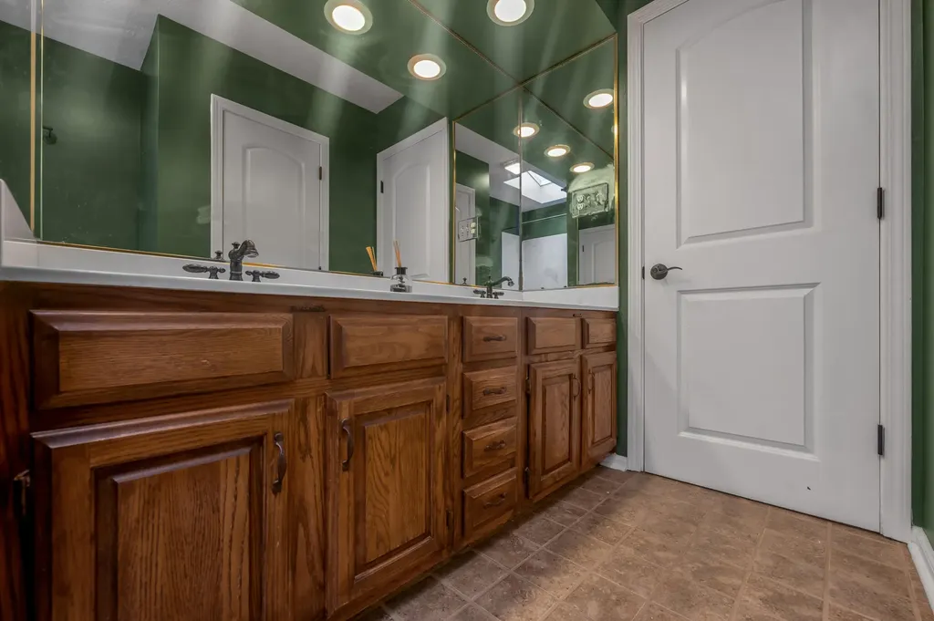 568 Merrimac Drive Lexington KY 40503