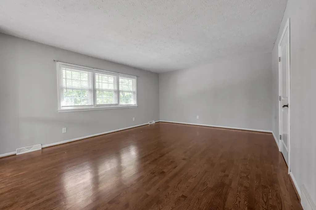 568 Merrimac Drive Lexington KY 40503