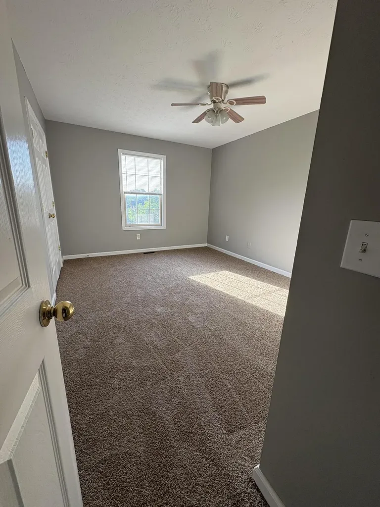 332 E Oak Street Nicholasville KY 40356