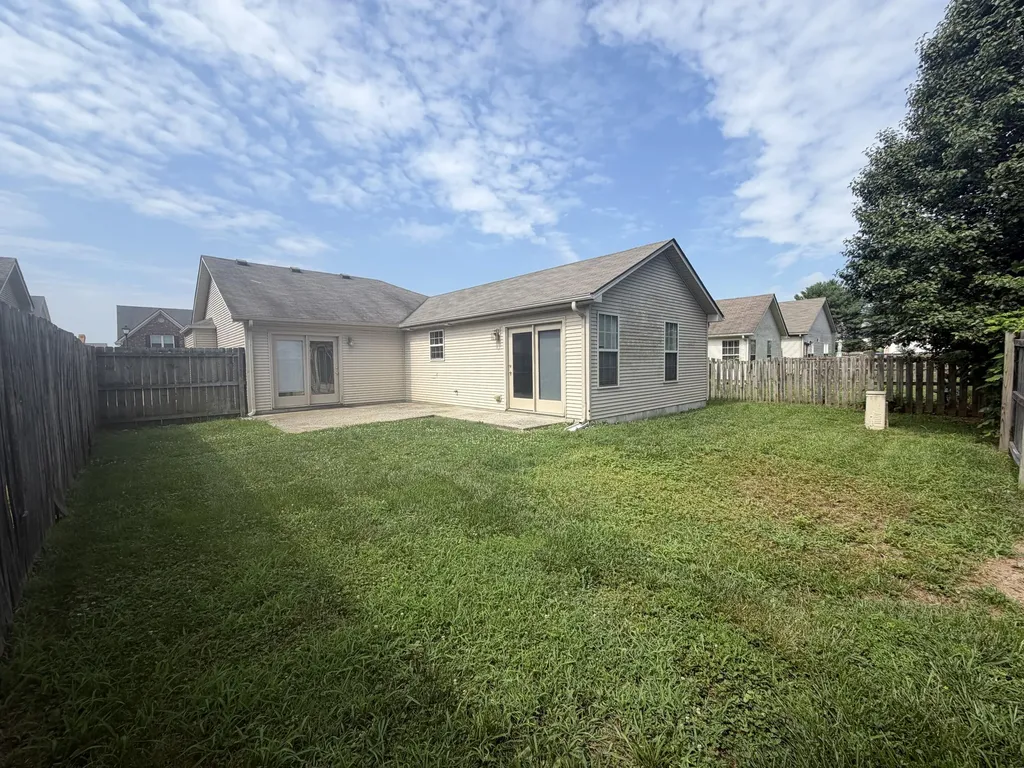 115 La Costa Drive Georgetown KY 40324