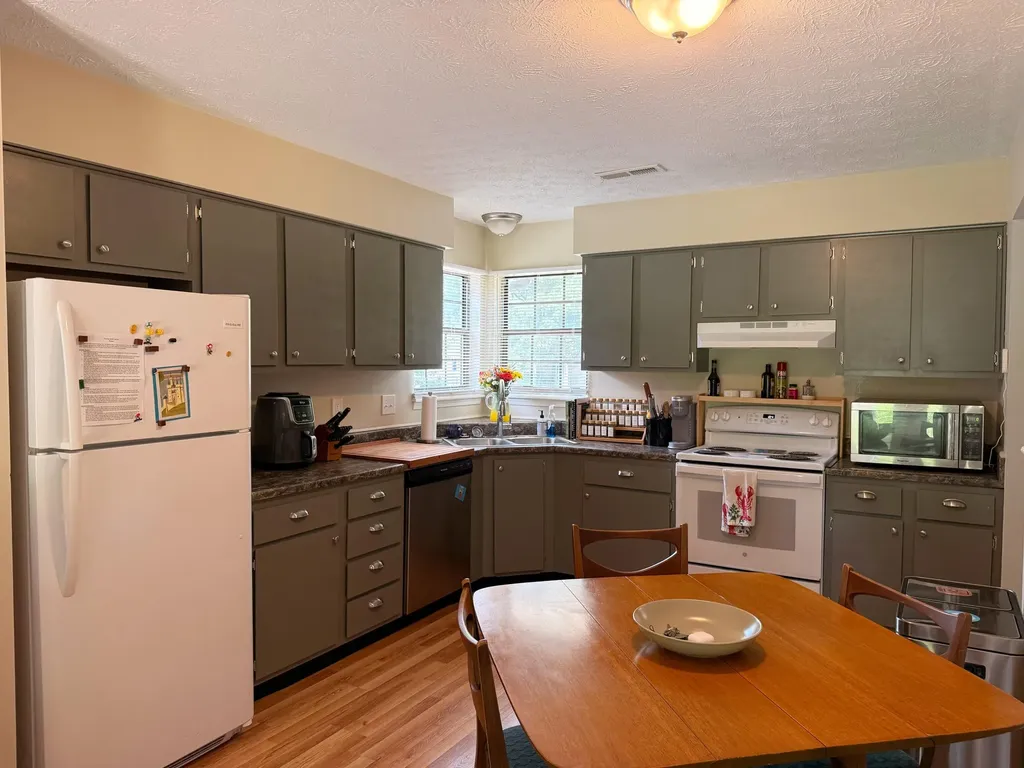 476 Channing Way Lexington KY 40517