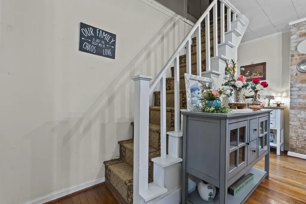 363 Douglas Avenue Versailles KY 40383
