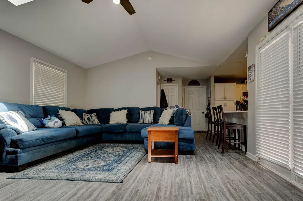 215 Saratoga Circle Richmond KY 40475