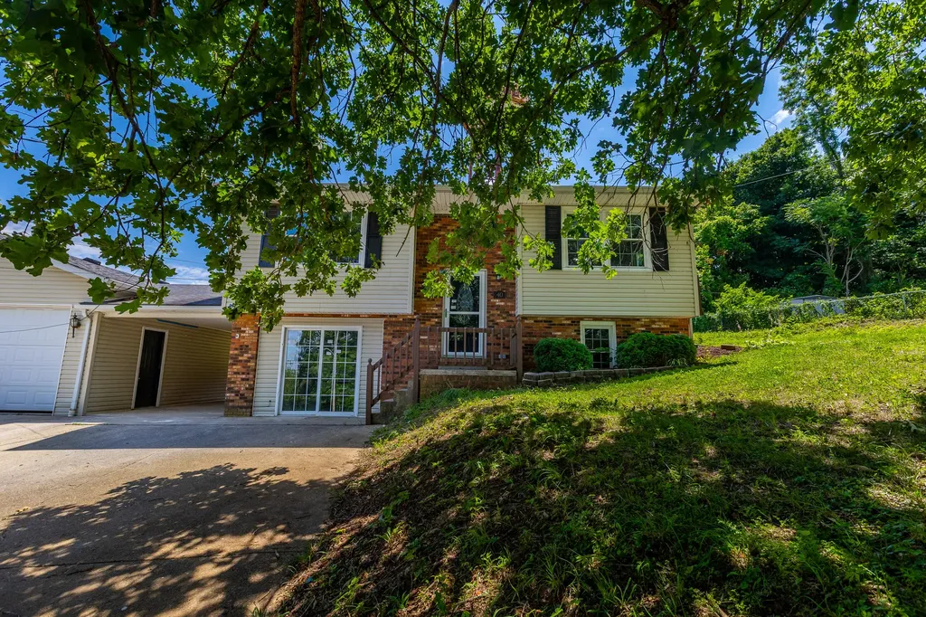 40 Hill Street Mt Vernon KY 40456