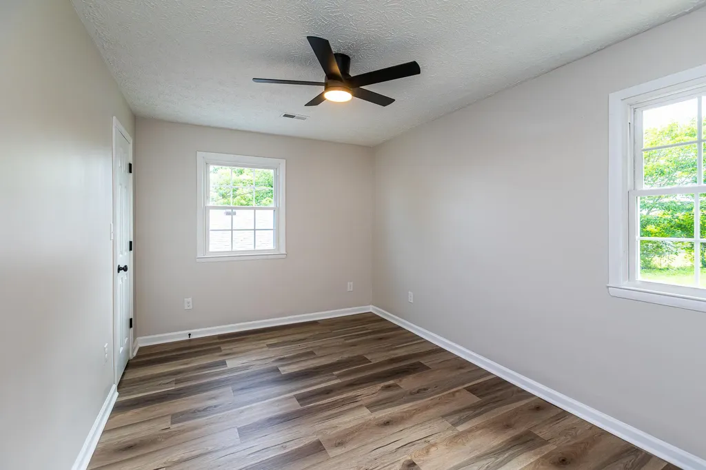 40 Hill Street Mt Vernon KY 40456