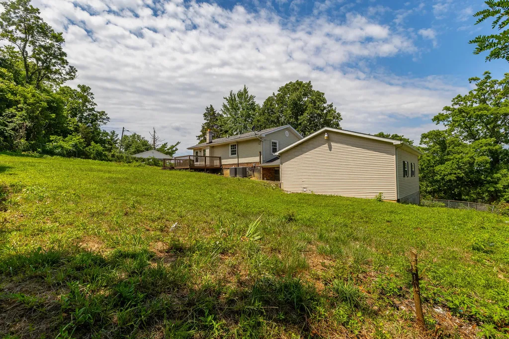 40 Hill Street Mt Vernon KY 40456